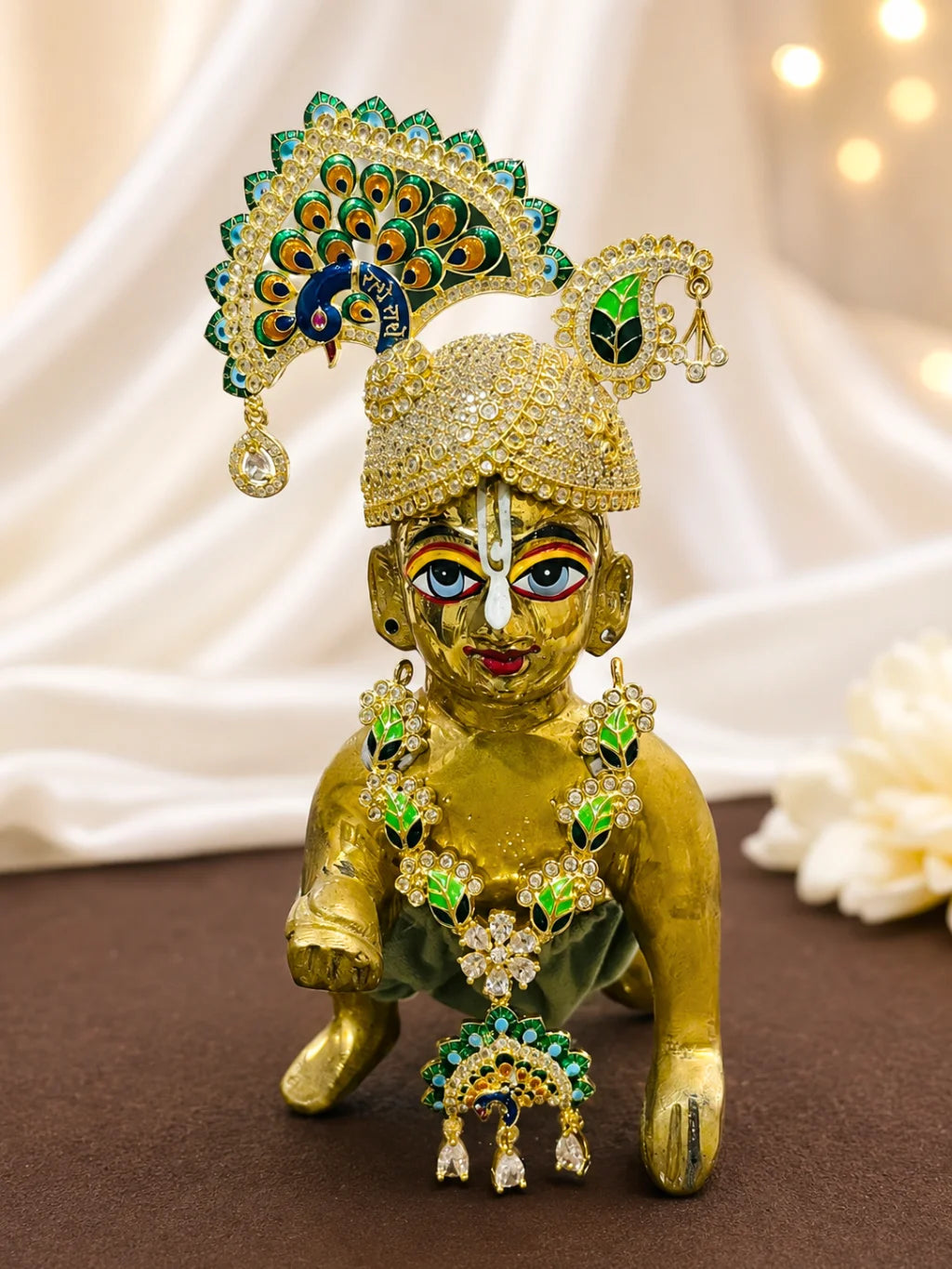 Mayur Madhuri Jewellery Set, featuring an elegant peacock-inspired design for graceful everyday and festive shringar.