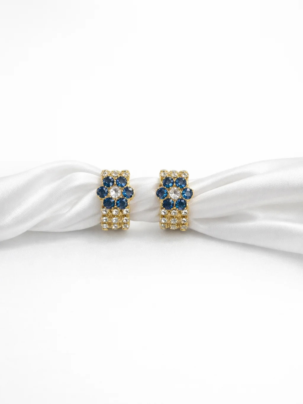 Blue flower bangles for Laddu Gopal with elegant floral design