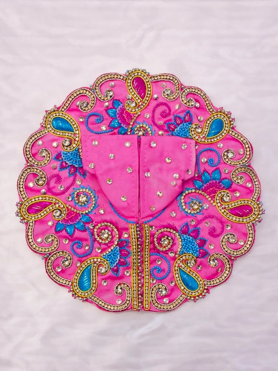 Divine Laddu Gopal poshak for sacred and peaceful shringar