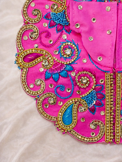 Divine Laddu Gopal poshak for sacred and peaceful shringar