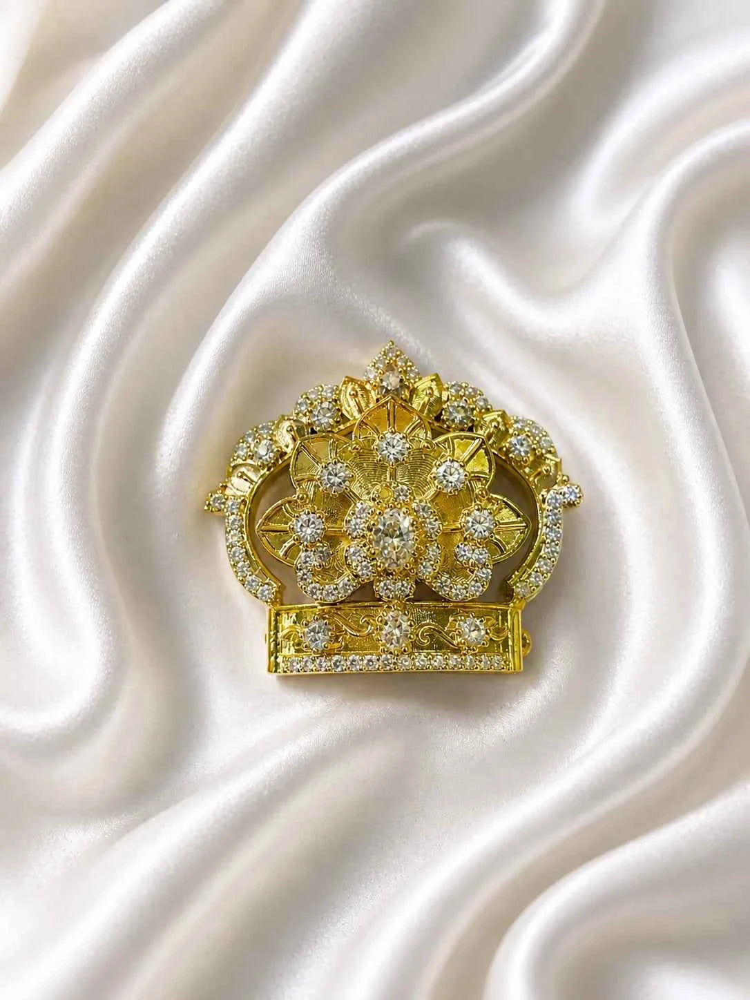 Elegant Golden & Crystal Shringar Set for Deity
