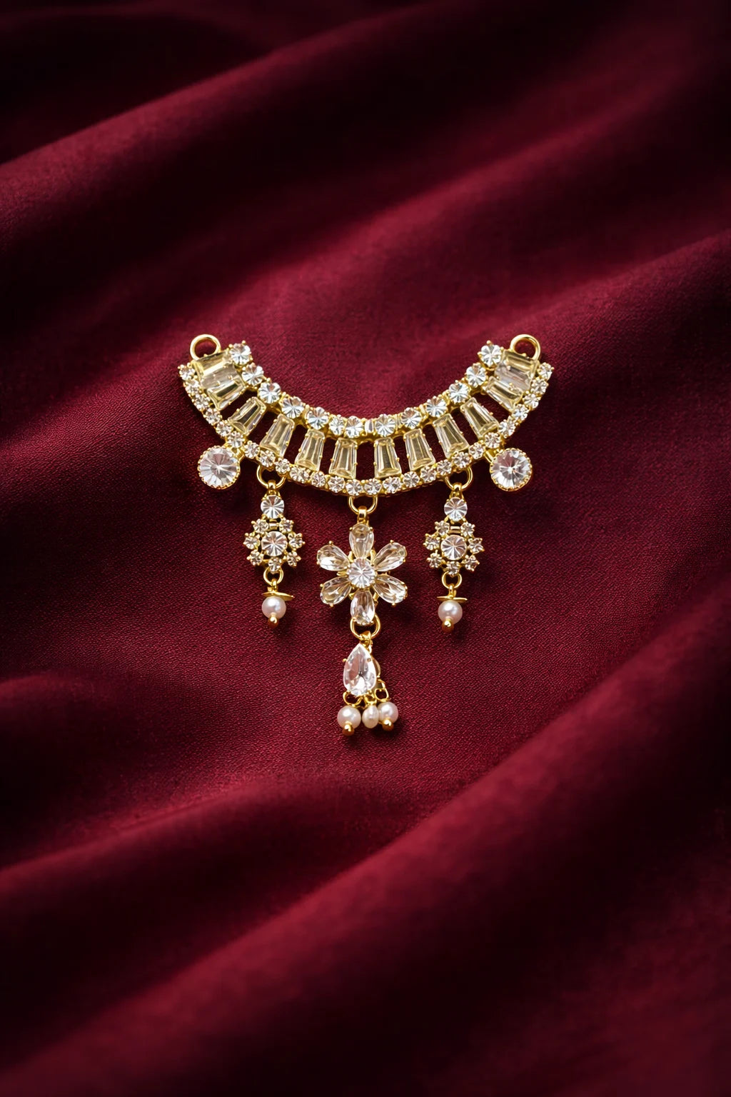 Laddu Gopal Jewellery – Handcrafted White Crystal Drop Mala