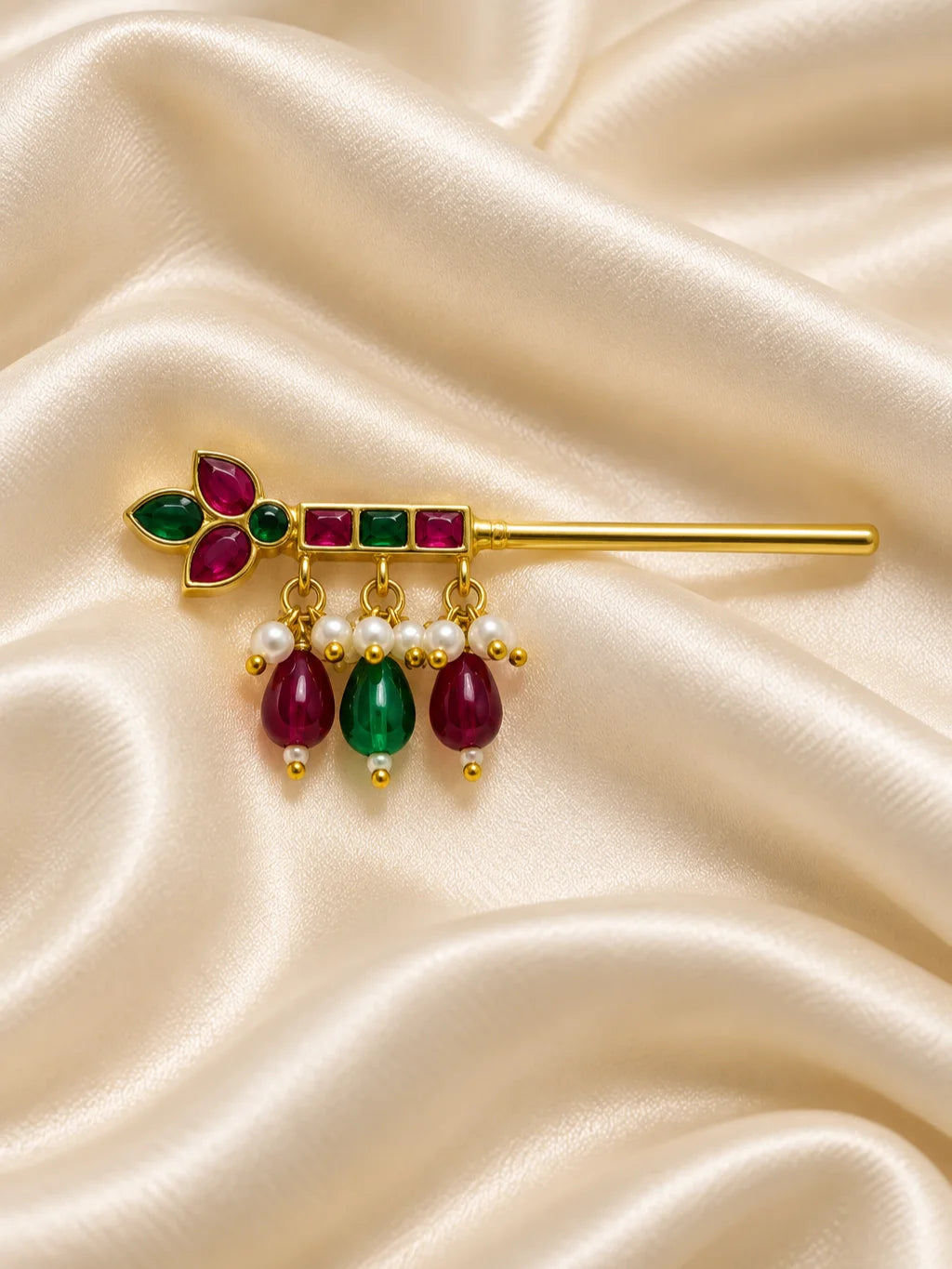 Manikya Panna Madhuri Necklace and Bansuri Set for Deity featuring ruby-red and emerald-green inspired jewellery styling with a matching decorative Krishna flute for Laddu Gopal shringar.
