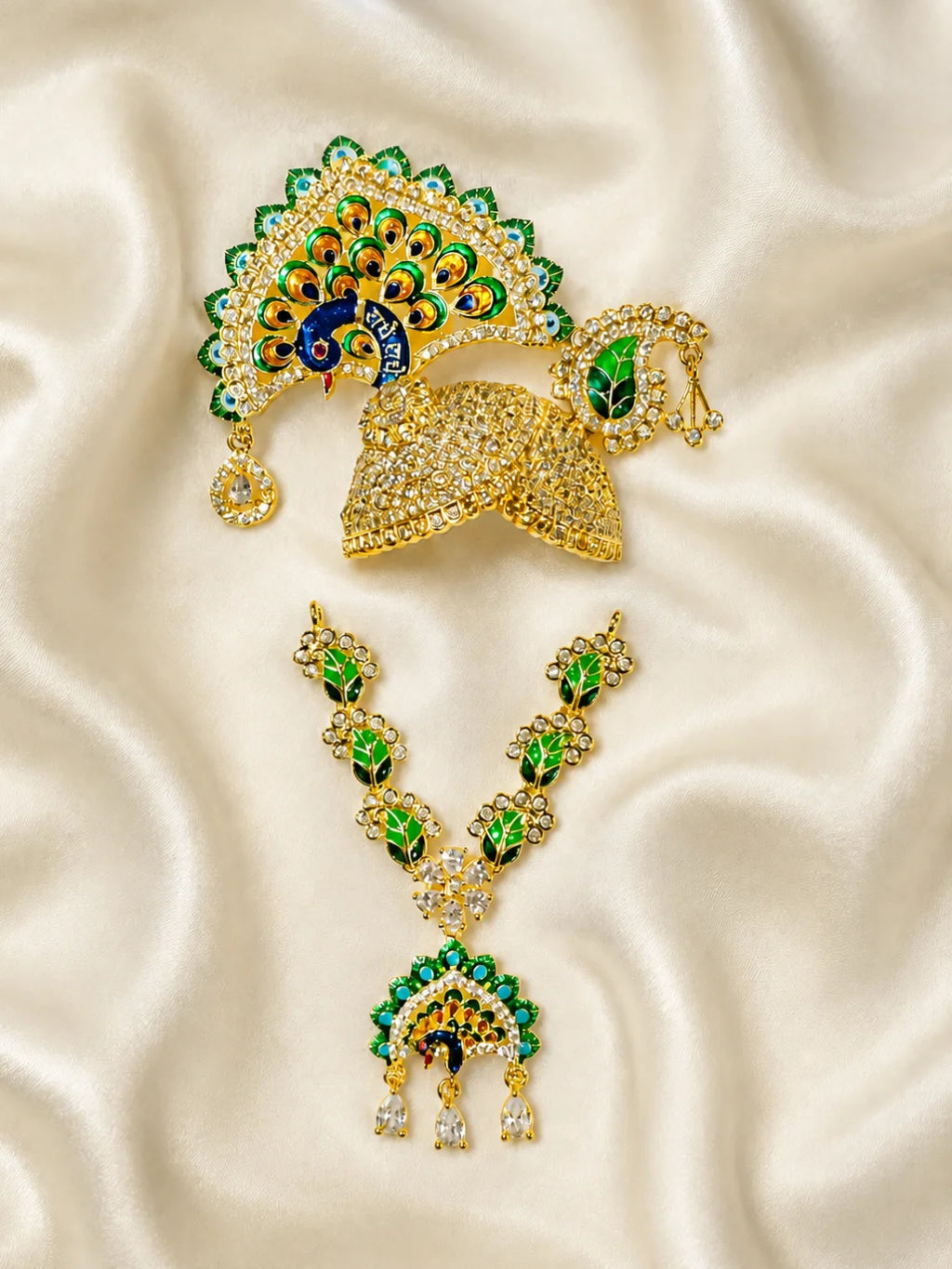 Mayur Madhuri Jewellery Set, featuring an elegant peacock-inspired design for graceful everyday and festive shringar.