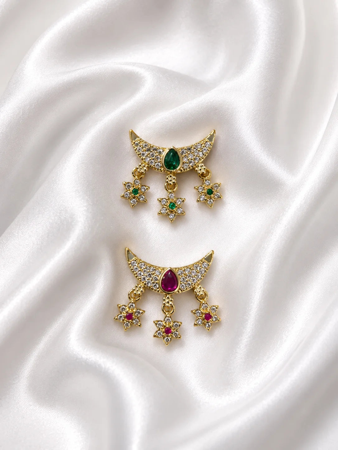 Moon-shaped AD choker combo for Laddu Gopal with sparkling American diamond crescent design