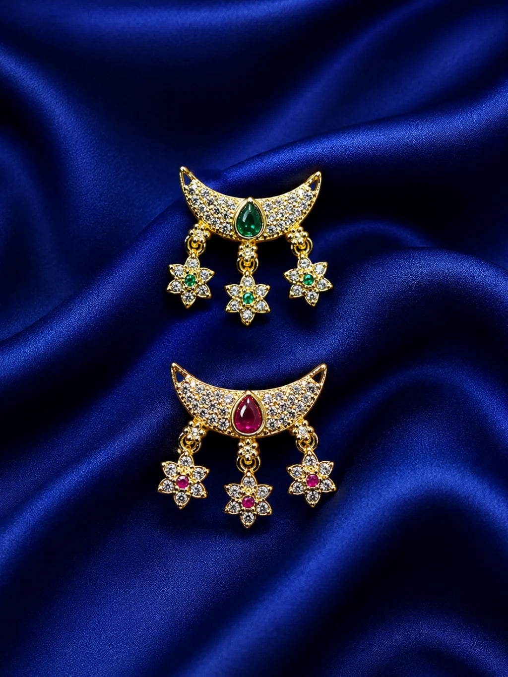 Moon-shaped AD choker combo for Laddu Gopal with sparkling American diamond crescent design