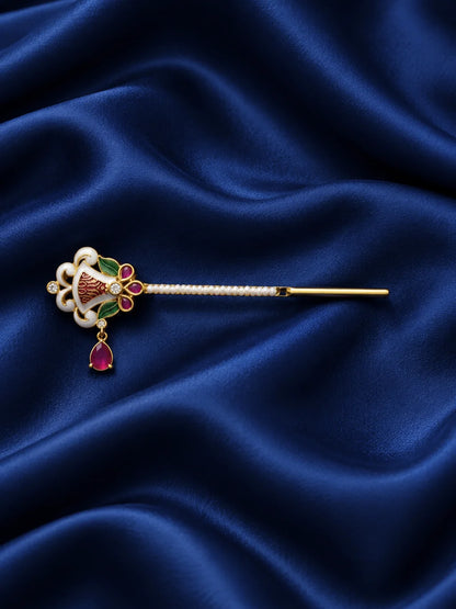 Padma Pallavi Gold Plated Bansuri for Deity featuring elegant lotus-inspired ornamental styling and a traditional gold-plated finish for Laddu Gopal and Krishna Ji shringar.
