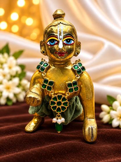 Panna Hridayika Necklace for Deity featuring emerald-green inspired heart design ornamentation for Laddu Gopal, Radha Rani and traditional Krishna Ji shringar.
