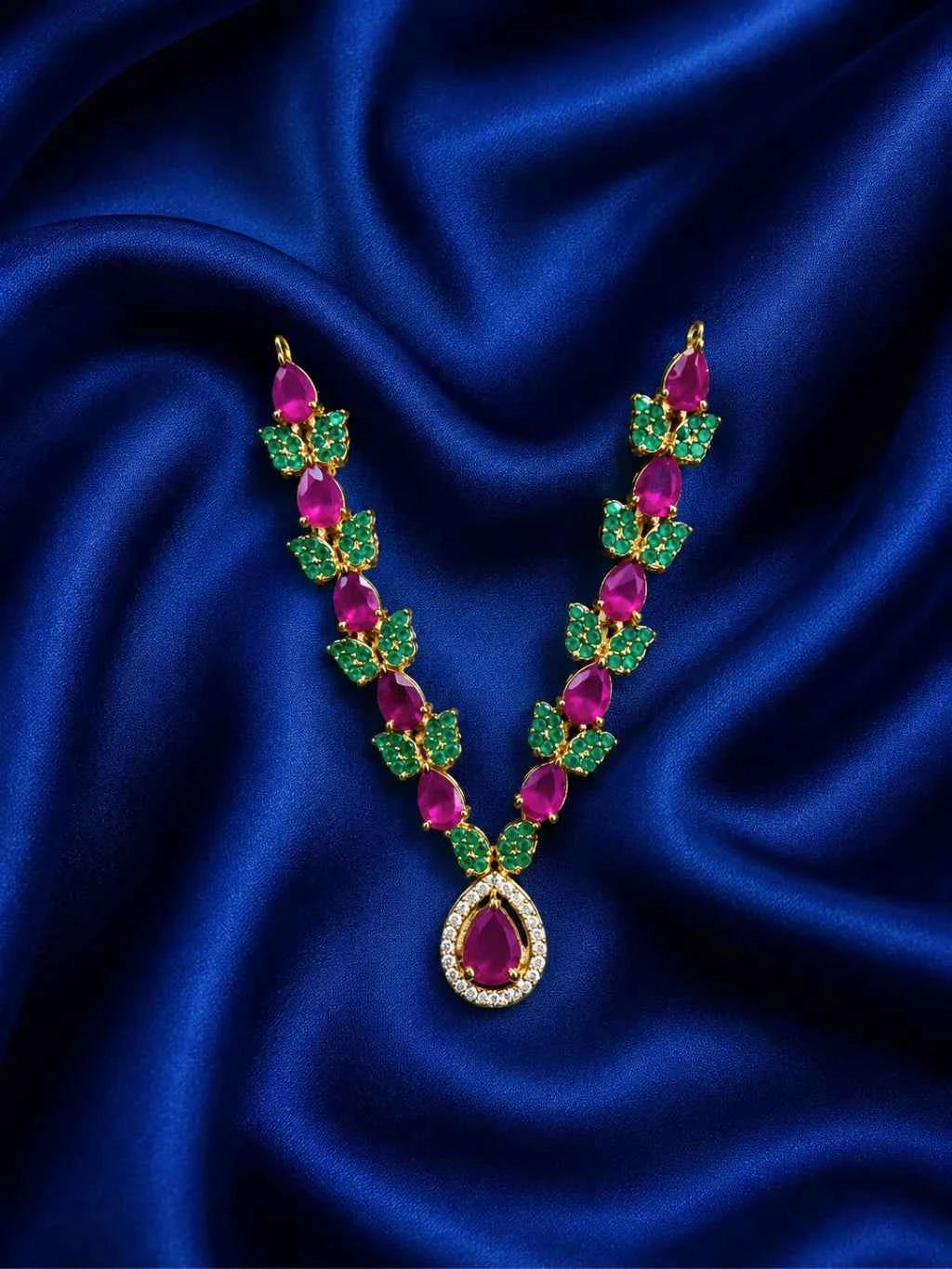 Pannika AD Necklace for Deity
