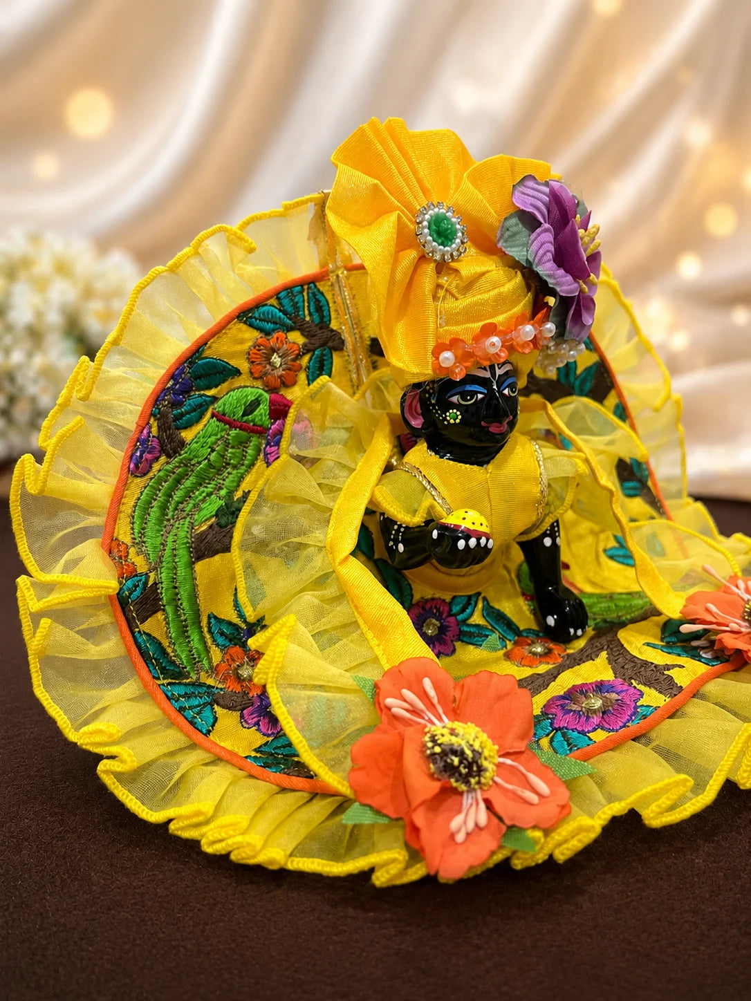 Yellow Embroidered Parrot Laddu Gopal Dress with Floral Pagdi – Mero Kanha Ji