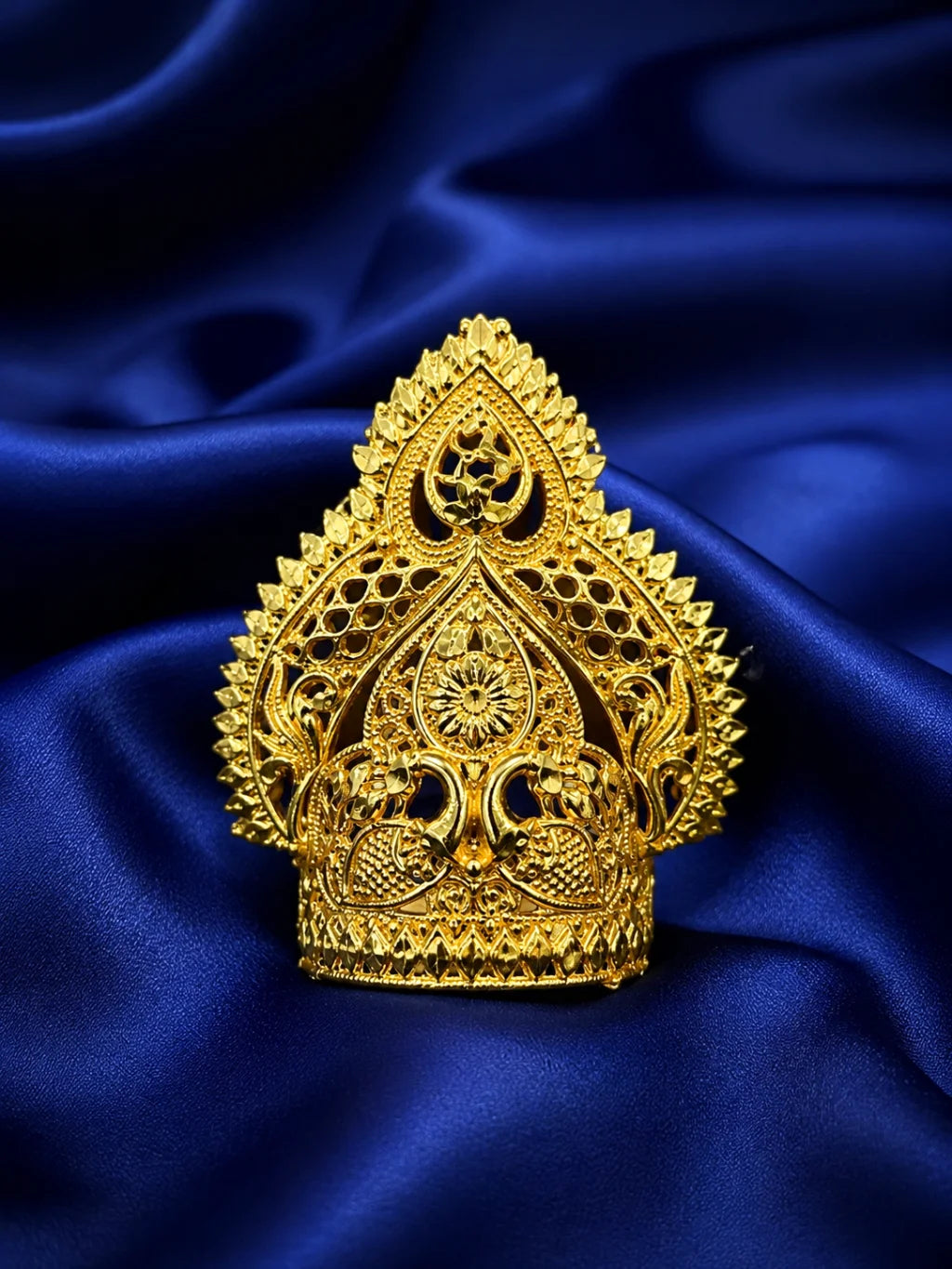 Swarnam gold-plated mukut for deities with intricate handcrafted traditional design
